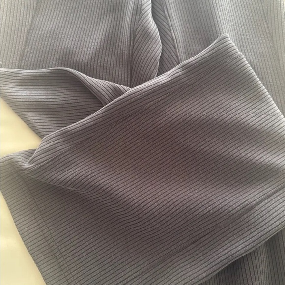 SOLD** - Picture 4 of 6